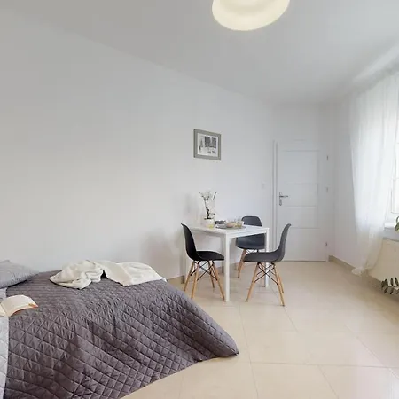 Apartament Sezamkowa Apartament *